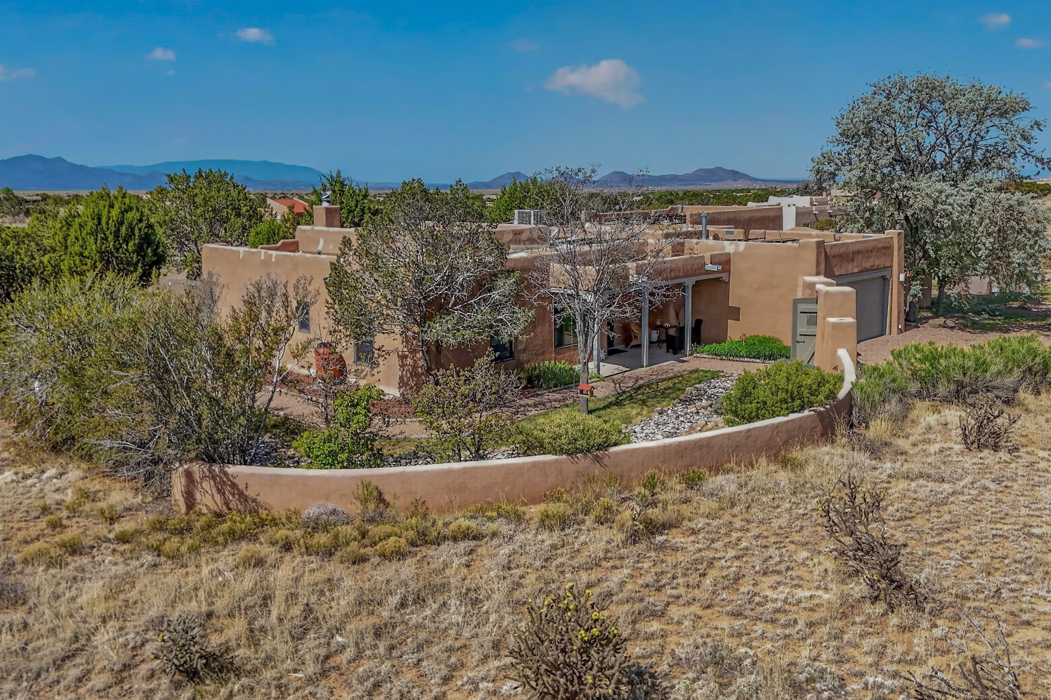 85 Herrada Road Santa Fe, NM 87508 - Photo 1 of 66