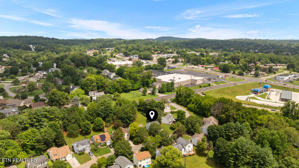 3709 Holgate Lane Powell, TN 37849 - Photo 40 of 42 52913