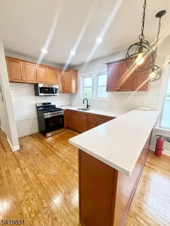 $3,700 | 204 Burgess Place, Passaic, NJ 07055