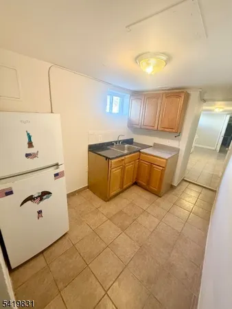 $3,700 | 204 Burgess Place, Passaic, NJ 07055