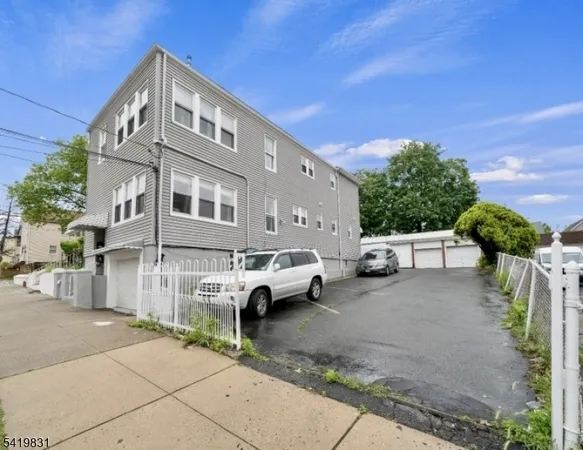 $3,700 | 204 Burgess Place, Passaic, NJ 07055