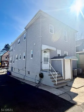 $3,700 | 204 Burgess Place, Passaic, NJ 07055