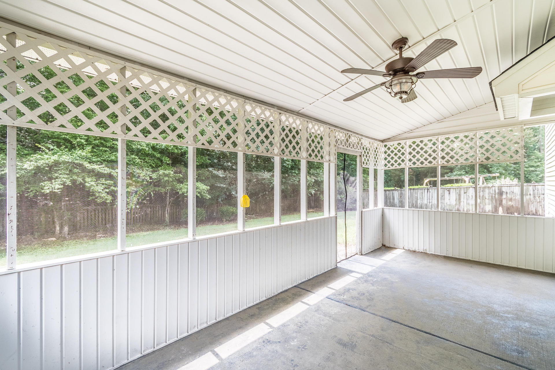 208 Eagle Ridge Road Summerville, SC 29485 - Photo 27 of 30 208EagleRidge-28