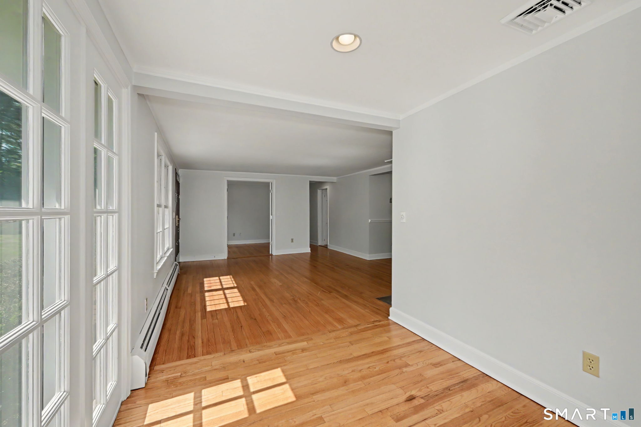 349 Ponus Ridge Road New Canaan, CT 06840 - Photo 10 of 27