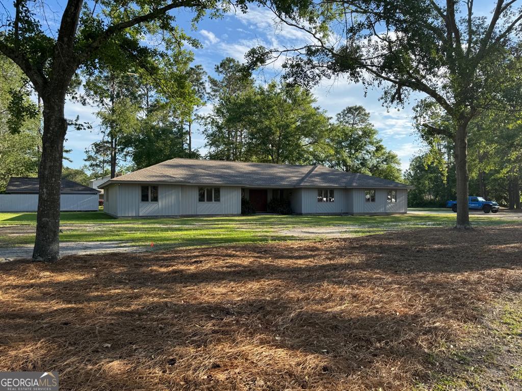 354 Poor Robin Extension Baxley, GA 31513 - Photo 1 of 1 Main View