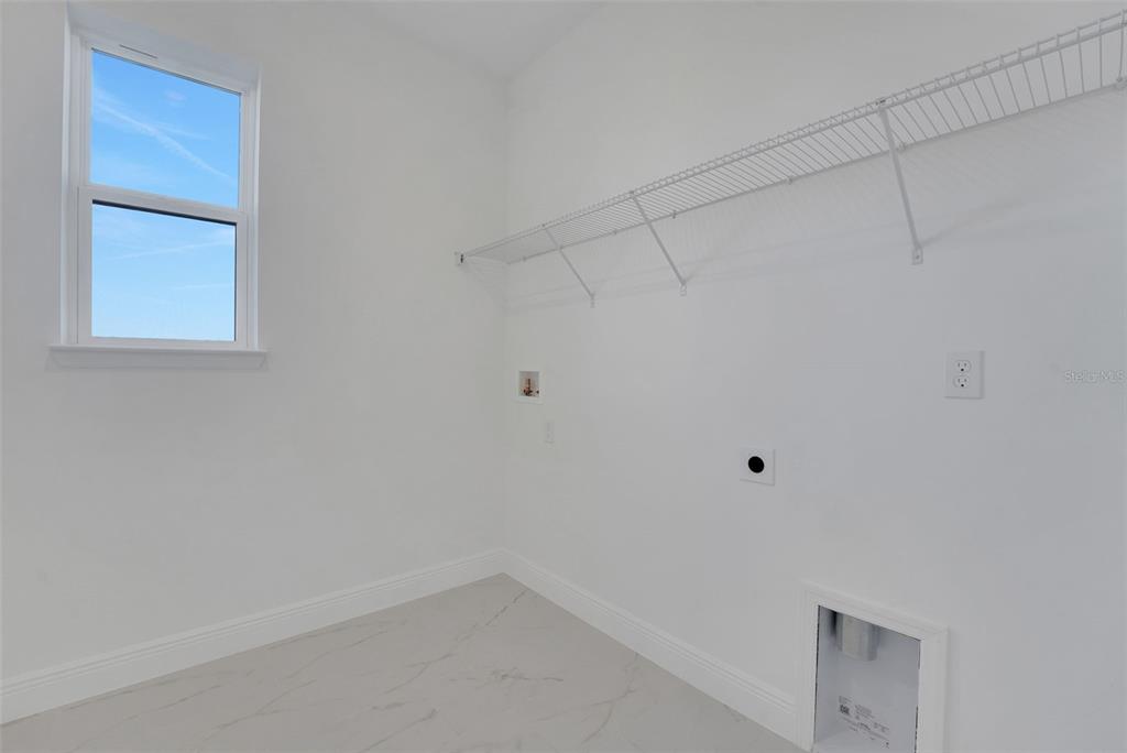 1018 Fiesta Key Circle Lady Lake, FL 32159 - Photo 26 of 56