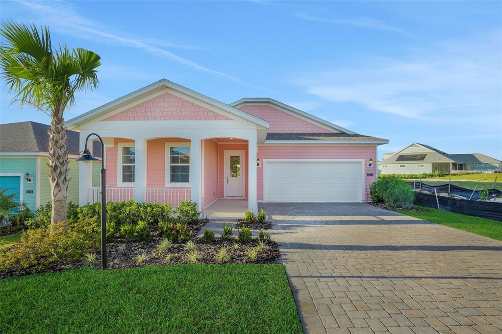 1018 Fiesta Key Circle Lady Lake, FL 32159 - Photo 3 of 56