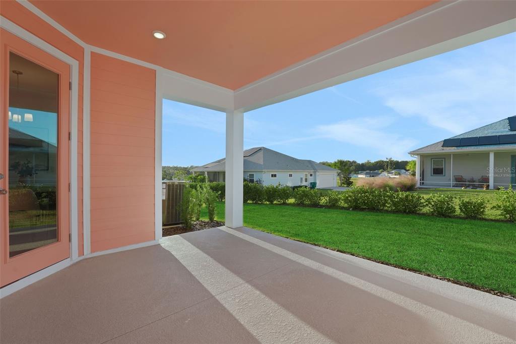 1018 Fiesta Key Circle Lady Lake, FL 32159 - Photo 6 of 56