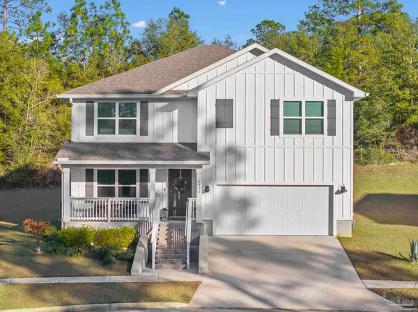 $345,400 | 6831 Interlachen Lane, Laurel Hill, FL 32567