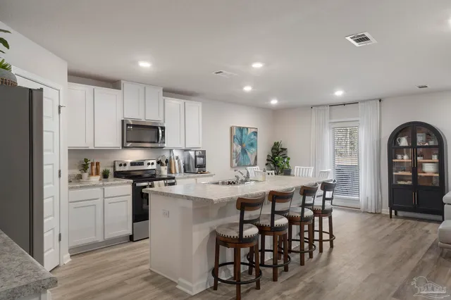 $347,900 | 6831 Interlachen Lane, Laurel Hill, FL 32567