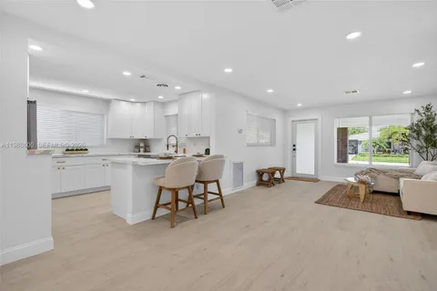 $505,000 | 370 Northwest 48th Court, Oakland Park, FL 33309