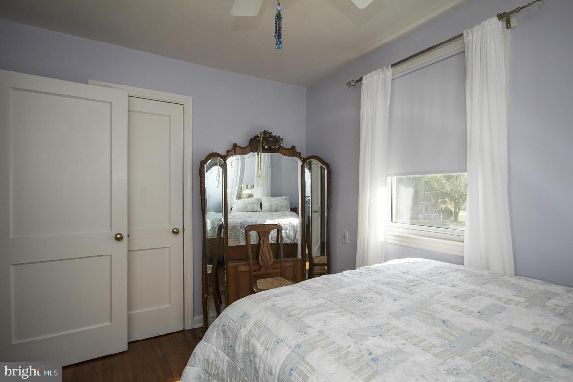 303 3rd Street Baltimore, MD 21206 - Photo 18 of 25 Bedroom