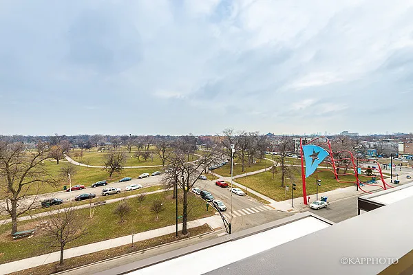 $3,600 | 2835 West Division Street, Unit 2E, Chicago, IL 60622