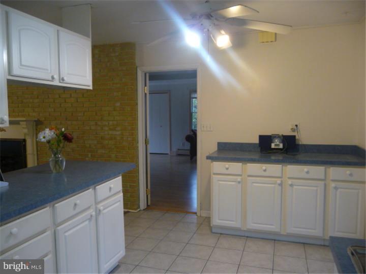 26 Prunewood Road Levittown, PA 19056 - Photo 12 of 24 Gallery Image 12