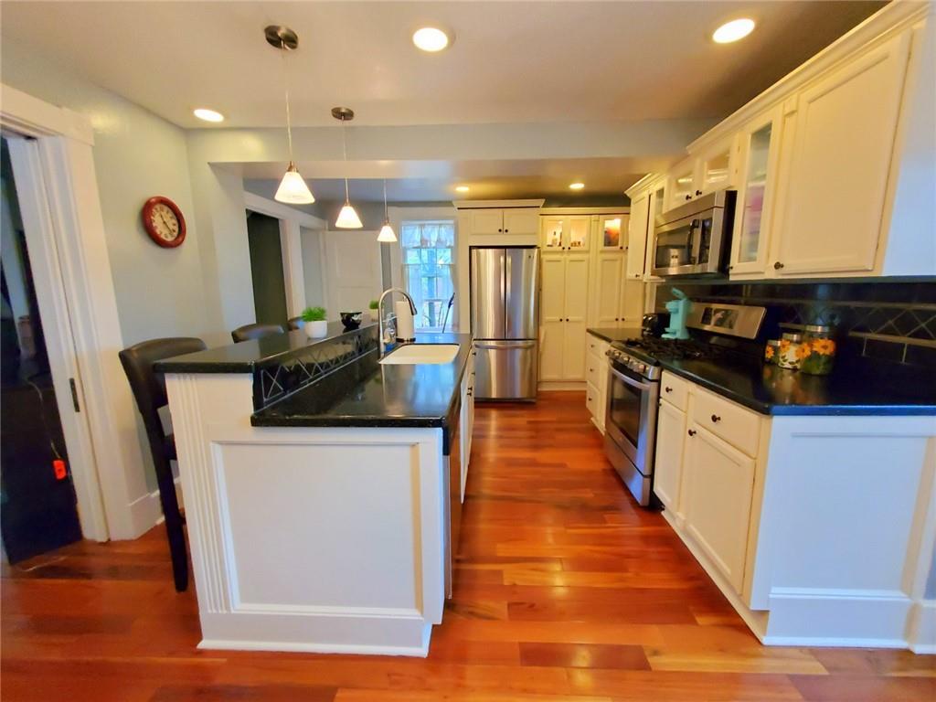 809 Wood Street Butler, PA 16001 - Photo 4 of 25 Gallery Image 4