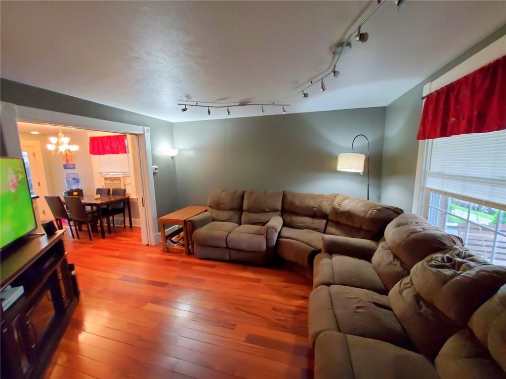809 Wood Street Butler, PA 16001 - Photo 7 of 25 Gallery Image 7