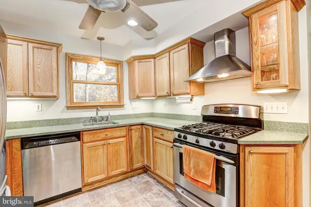 $2,990 | 119 Bosley Avenue, Cockeysville, MD 21030