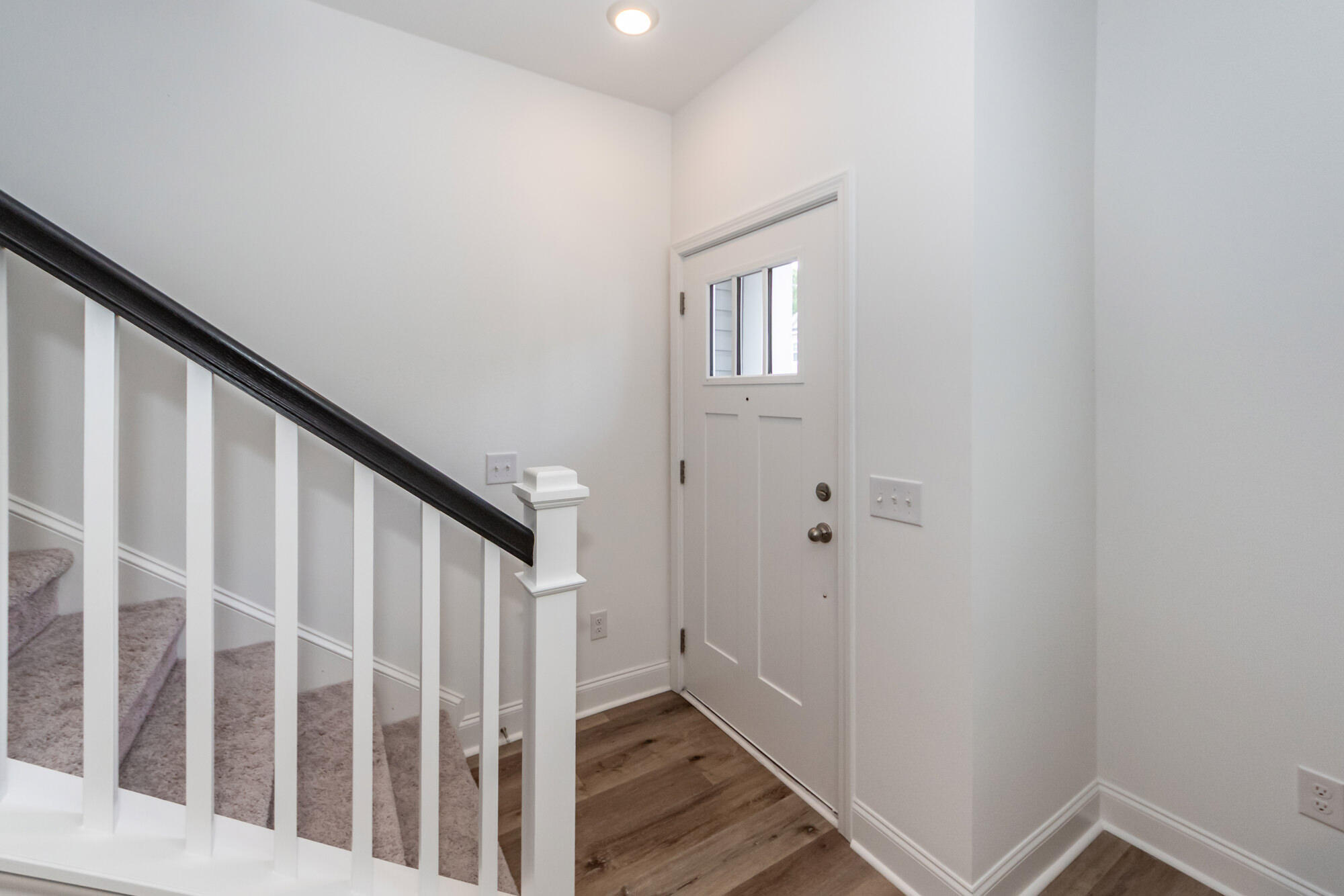 302 Twin Rivers Drive Wando, SC 29492 - Photo 3 of 36