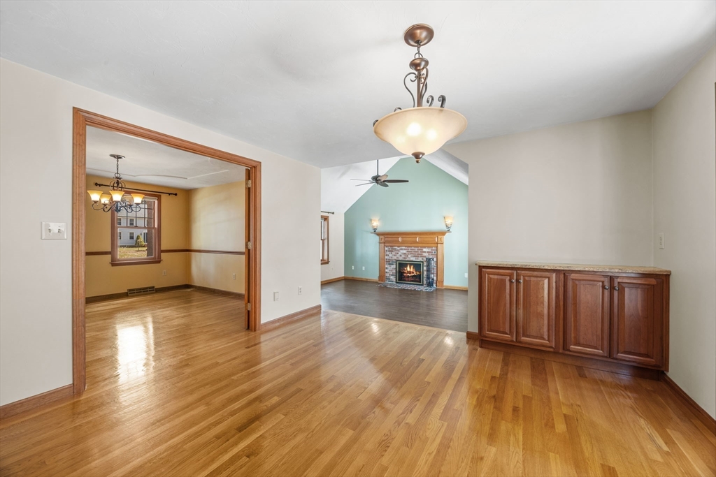 2 Wyndham Road Lakeville, MA 02347 - Photo 11 of 42