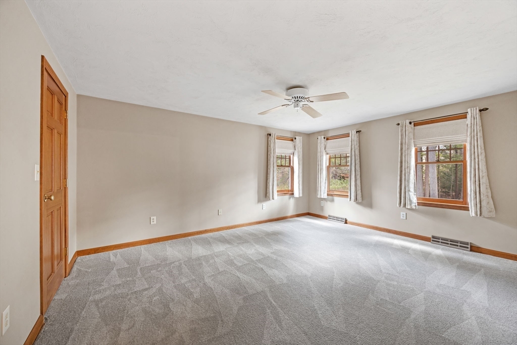 2 Wyndham Road Lakeville, MA 02347 - Photo 23 of 42
