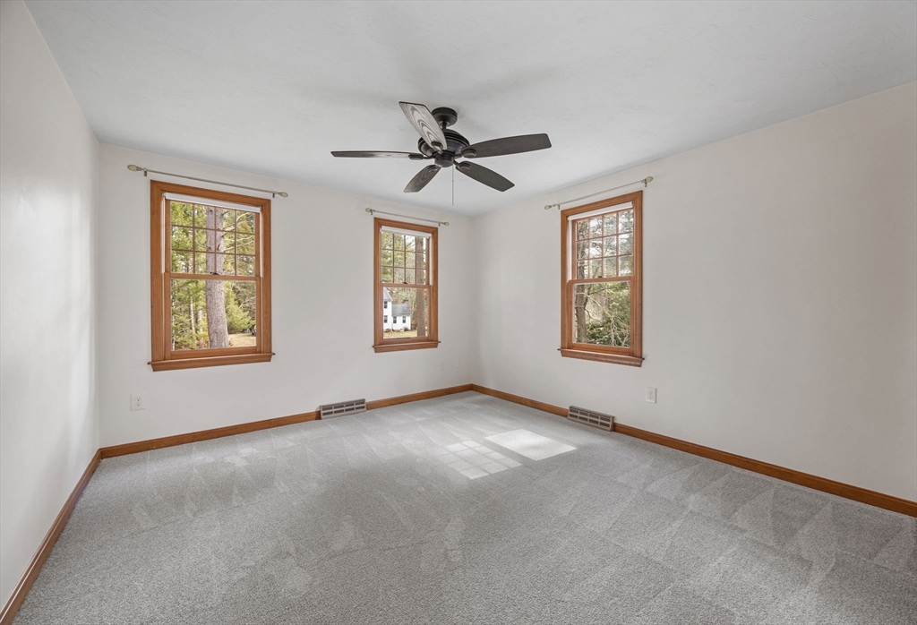 2 Wyndham Road Lakeville, MA 02347 - Photo 29 of 42