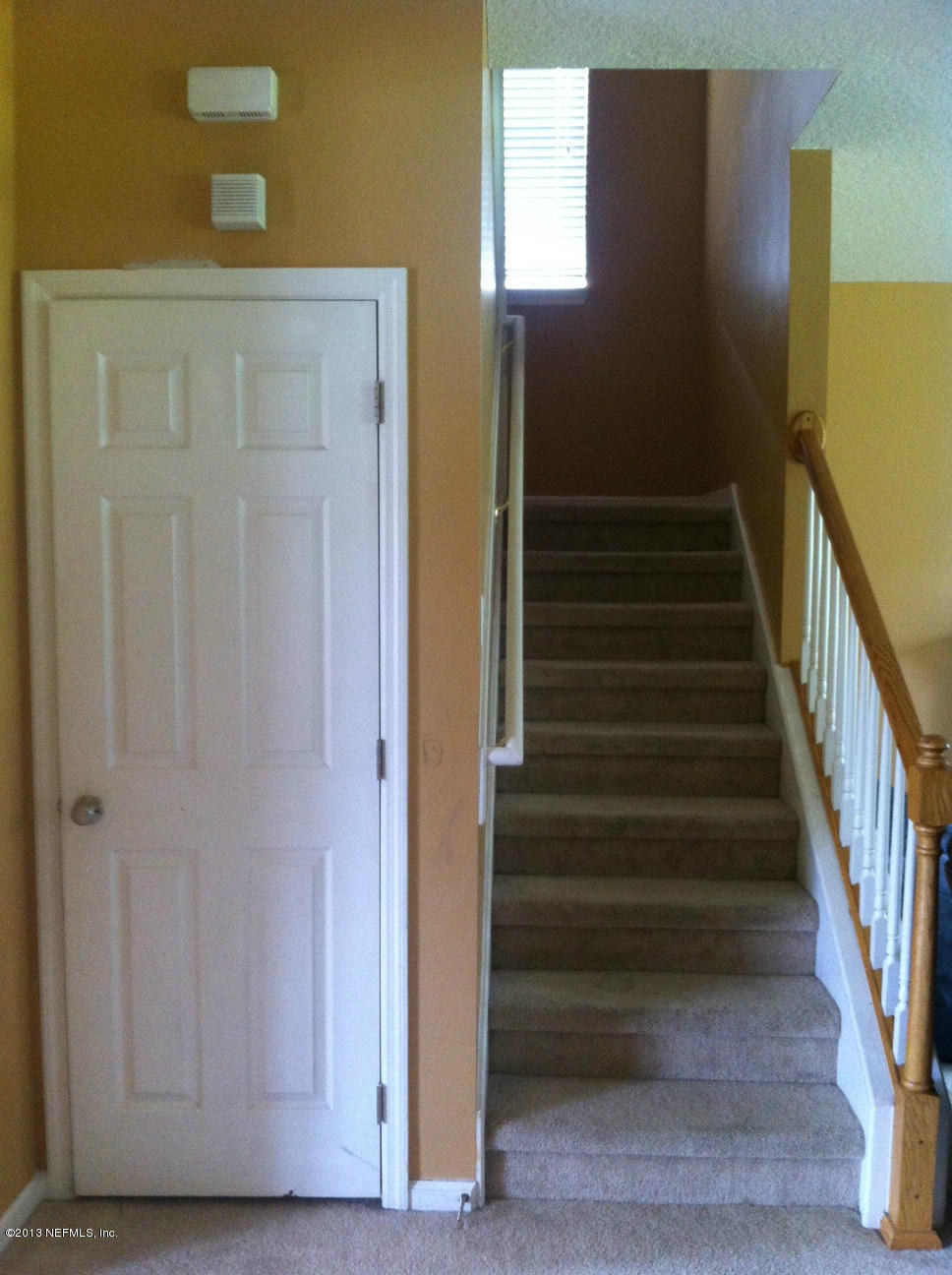 11588 Oaklawn Road Jacksonville, FL 32218 - Photo 5 of 9 stairway