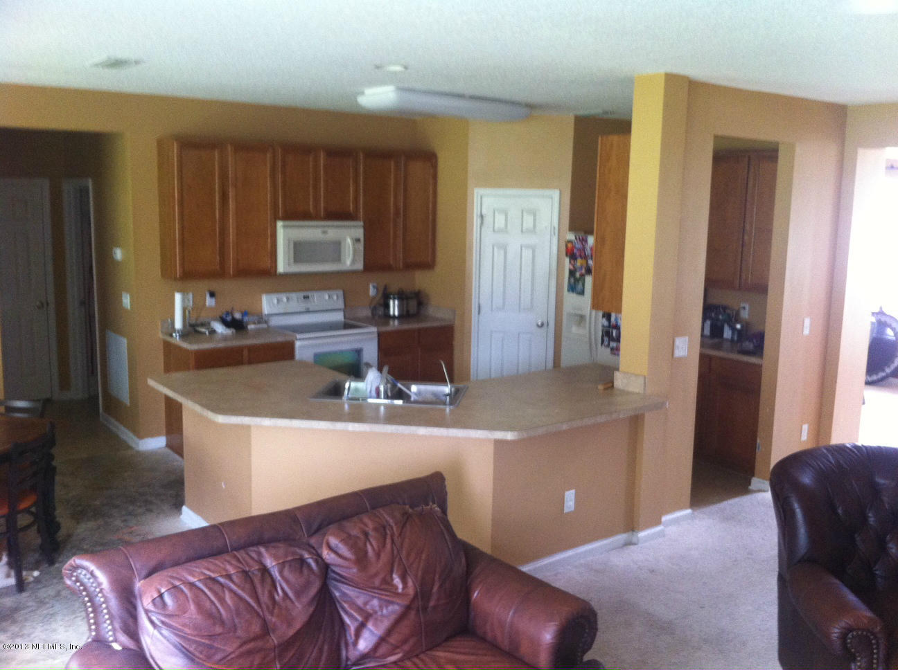 11588 Oaklawn Road Jacksonville, FL 32218 - Photo 6 of 9 Kitchen 2