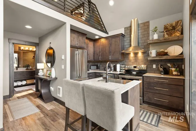 $1,200,000 | 7809 East Bridger Trail, Harrison, ID 83833