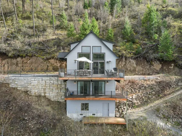 $1,200,000 | 7809 East Bridger Trail, Harrison, ID 83833