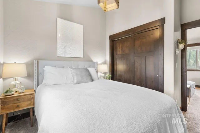 $1,200,000 | 7809 East Bridger Trail, Harrison, ID 83833