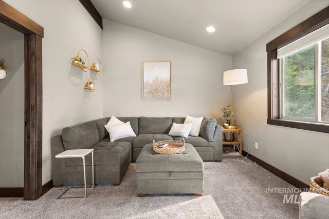 $1,200,000 | 7809 East Bridger Trail, Harrison, ID 83833