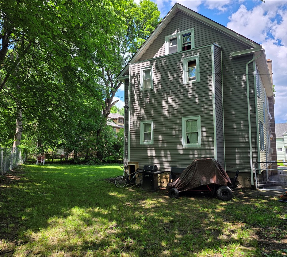 149 Glendale Park Rochester, NY 14613 - Photo 10 of 48