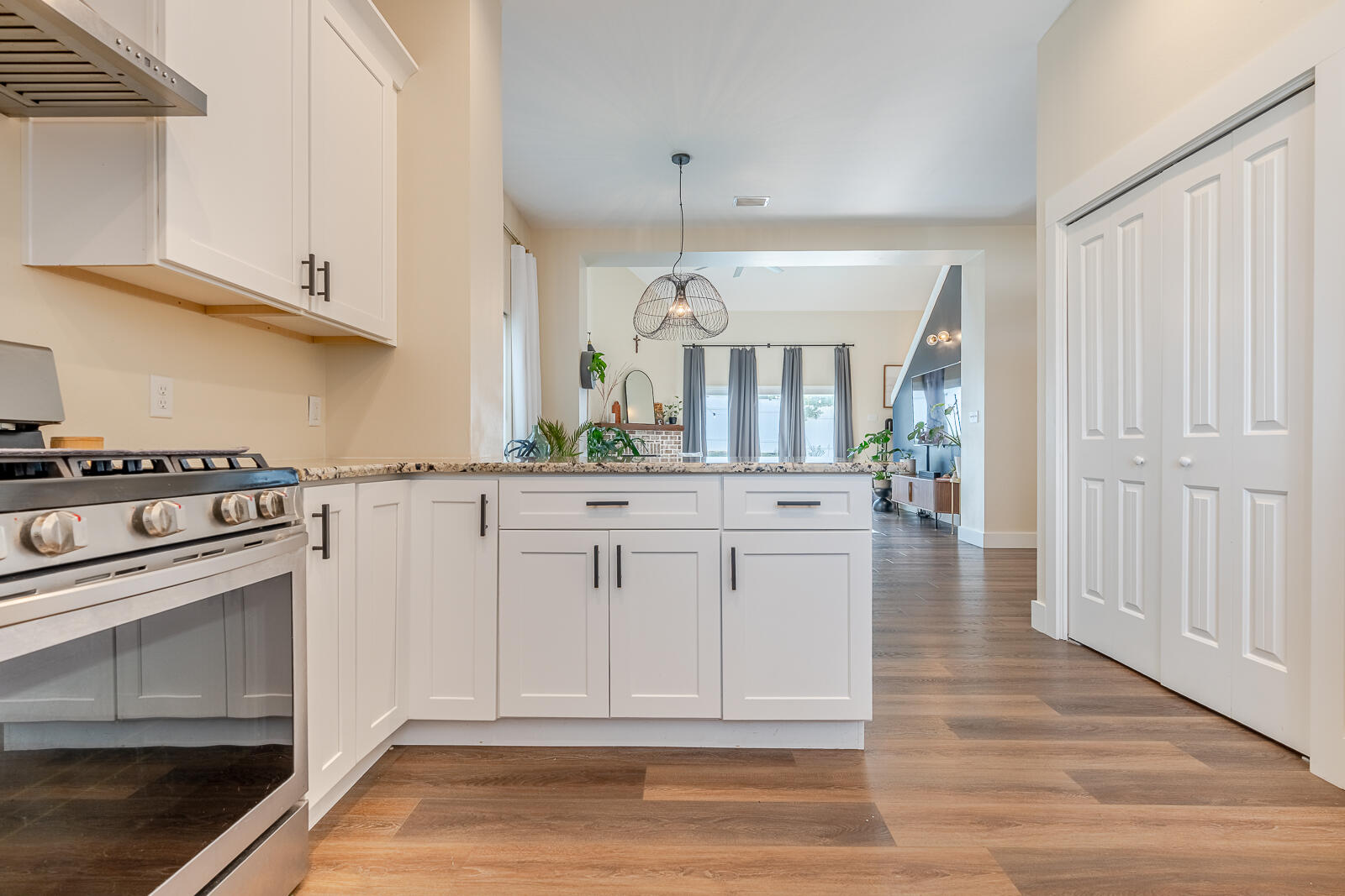 409 Hideaway Lane Niceville, FL 32578 - Photo 16 of 46 409HL_0029