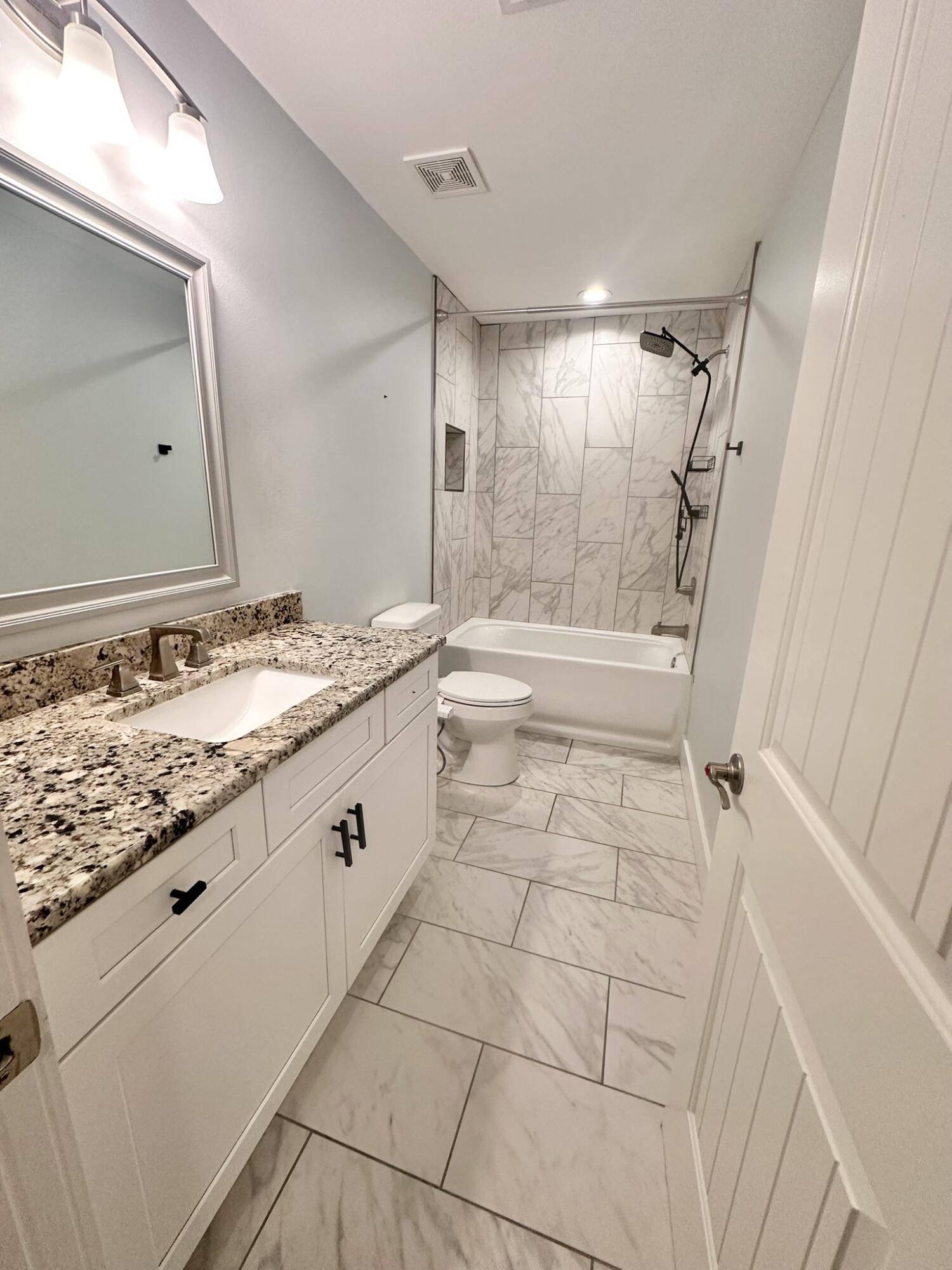 409 Hideaway Lane Niceville, FL 32578 - Photo 33 of 46 IMG_7823