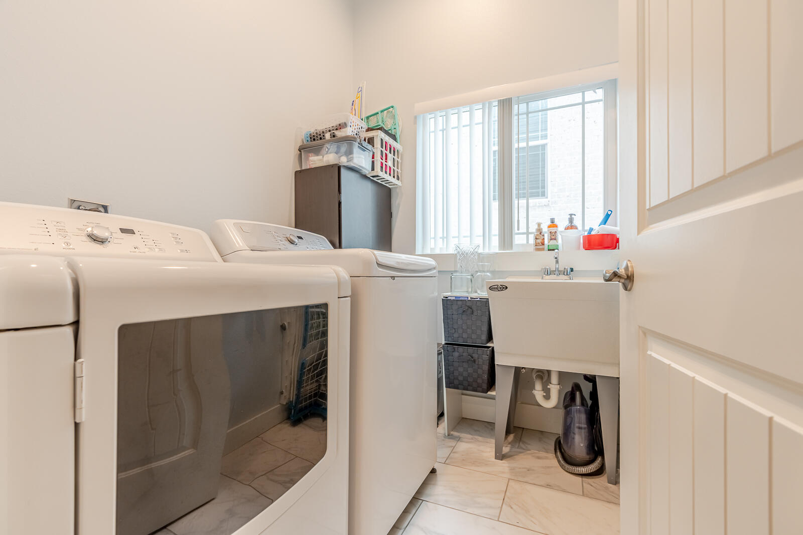 409 Hideaway Lane Niceville, FL 32578 - Photo 35 of 46 409HL_0046