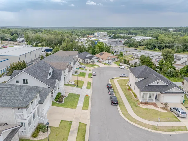 $545,000 | 409 Hideaway Lane, Niceville, FL 32578