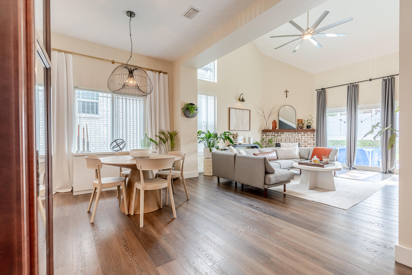 409 Hideaway Lane Niceville, FL 32578 - Photo 8 of 46 409HL_0001