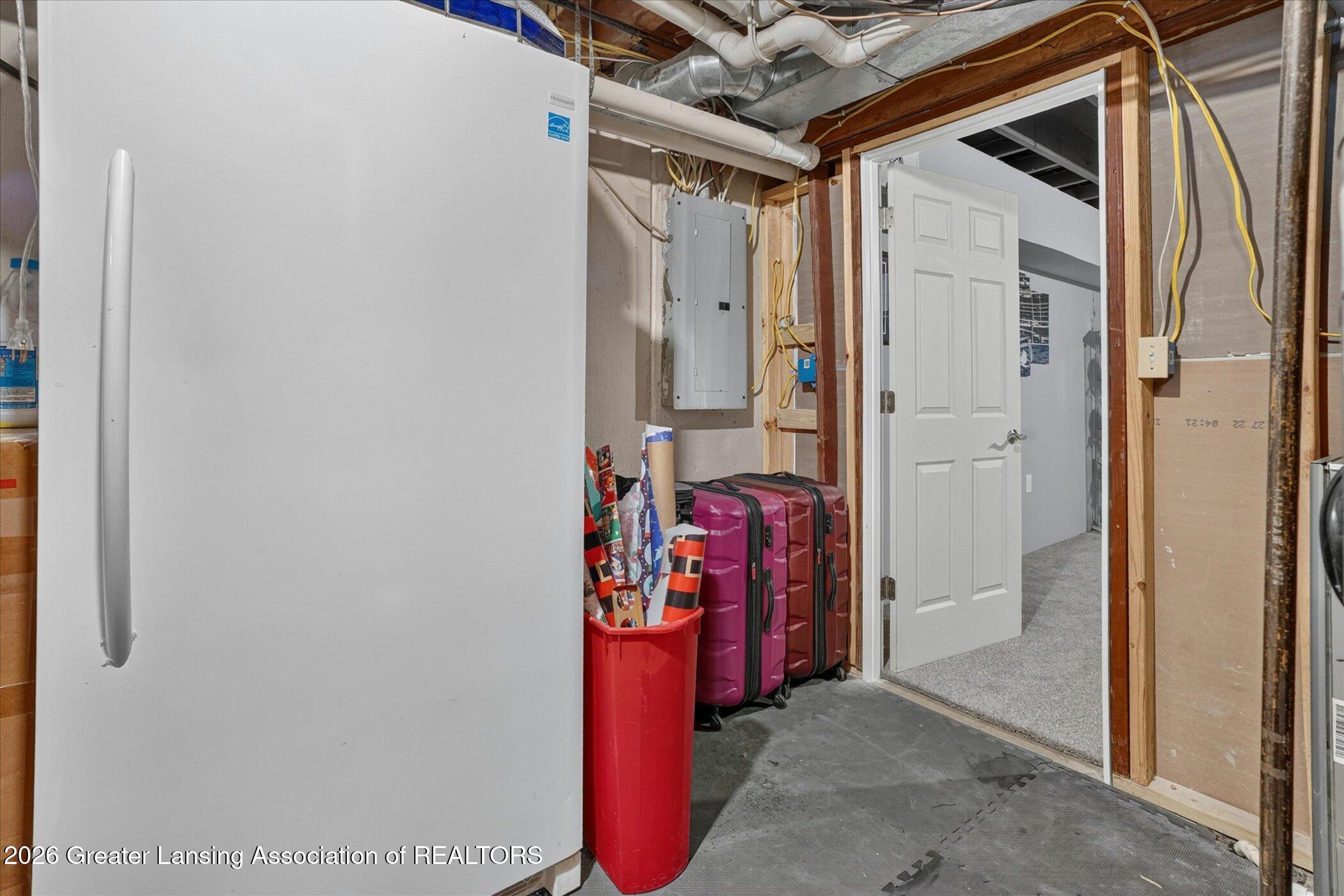 2999 Eden Road Leslie, MI 49251 - Photo 52 of 65 53-2999-Eden-Rd-Leslie-MI-49251-WindowSt