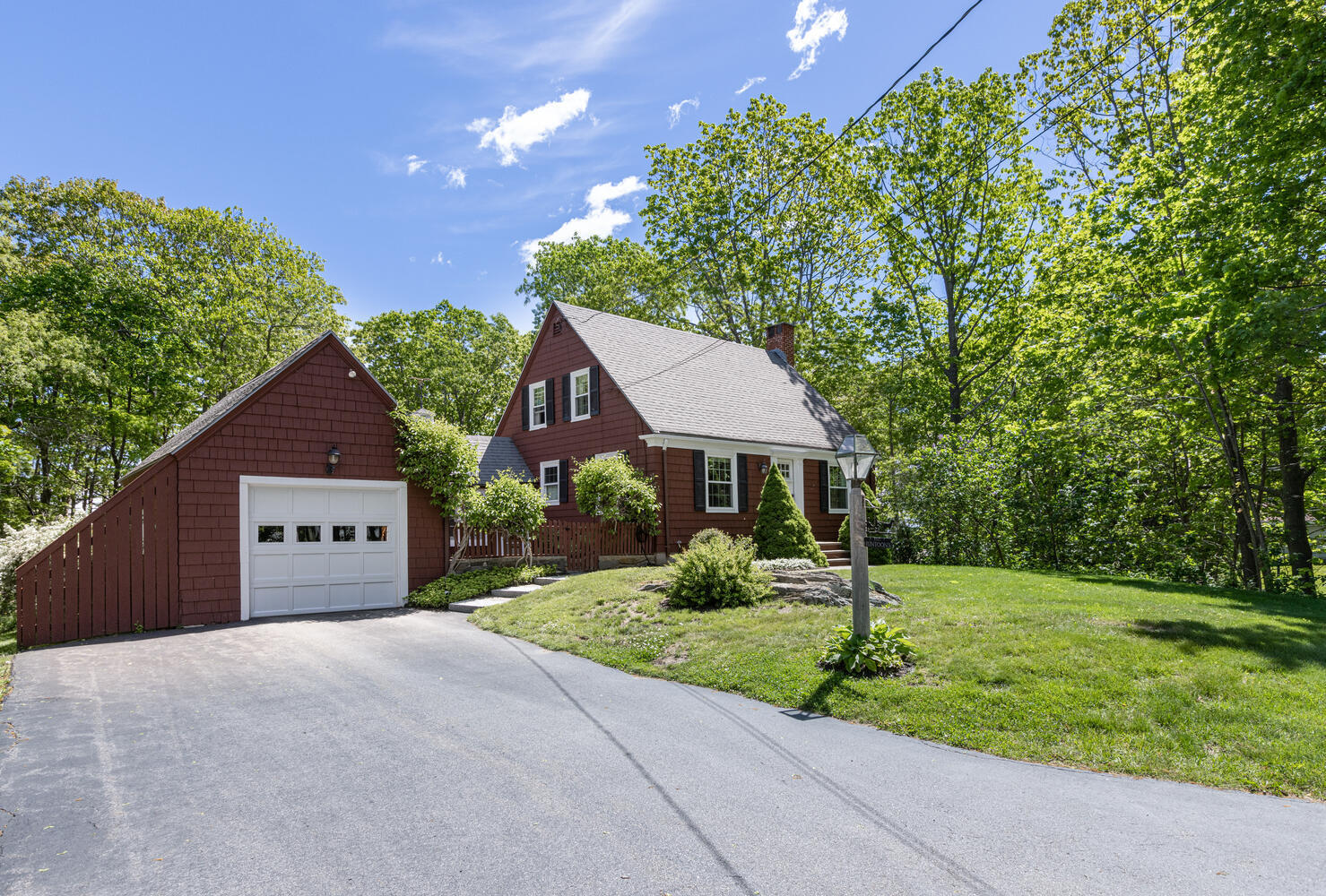 8 Waumbek Road, Cape Elizabeth, ME 04107 Compass