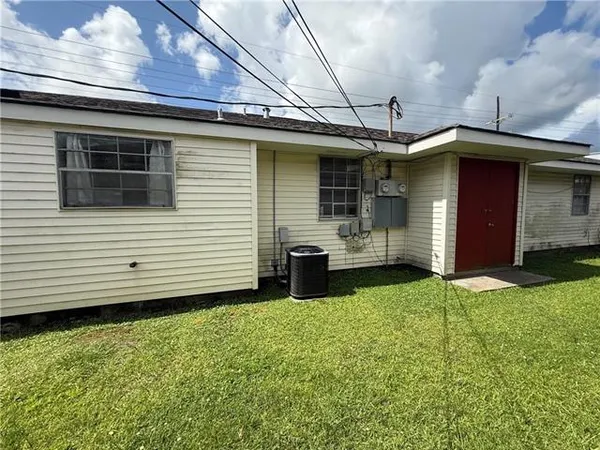 $1,150 | 100 Pkwy N Drive, Slidell, LA 70458