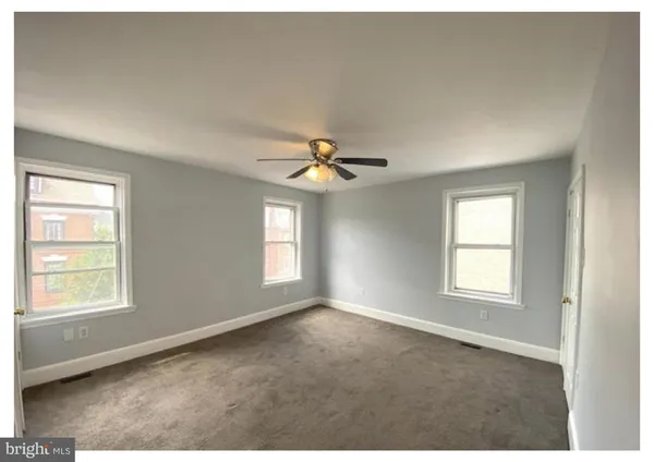 $2,150 | 775 South Front Street, Philadelphia, PA 19147