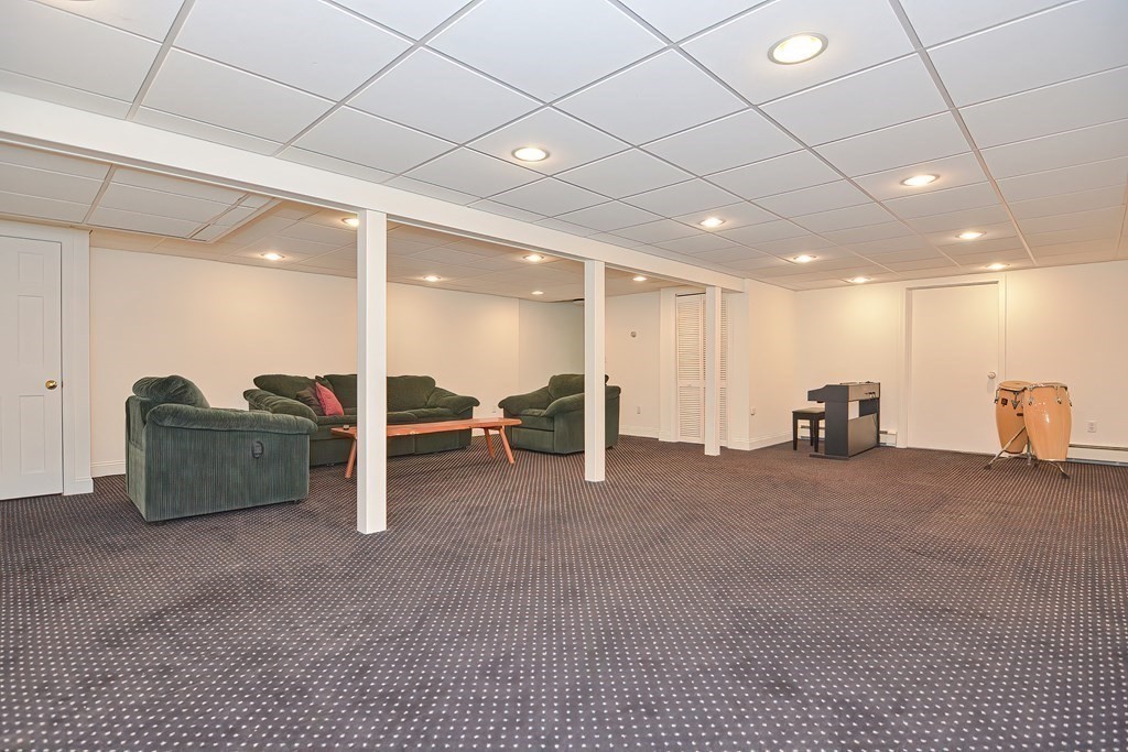 4 Bubbling Brook Road Franklin, MA 02038 - Photo 33 of 38 Gallery Image 33