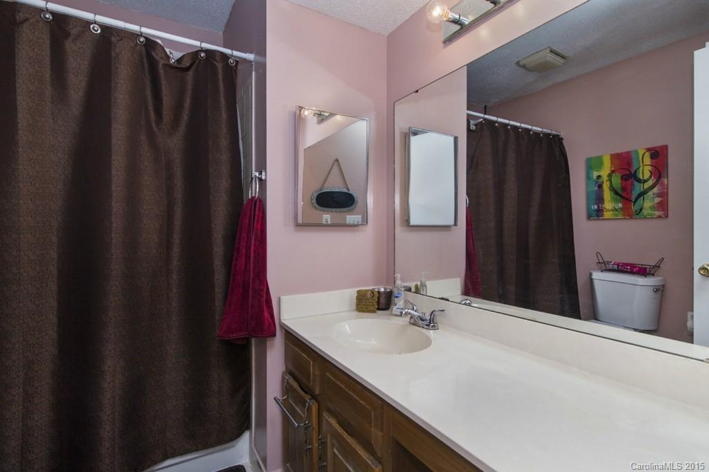 1600 Sharon Road West, Unit 14 Charlotte, NC 28210 - Photo 15 of 17 Gallery Image 15
