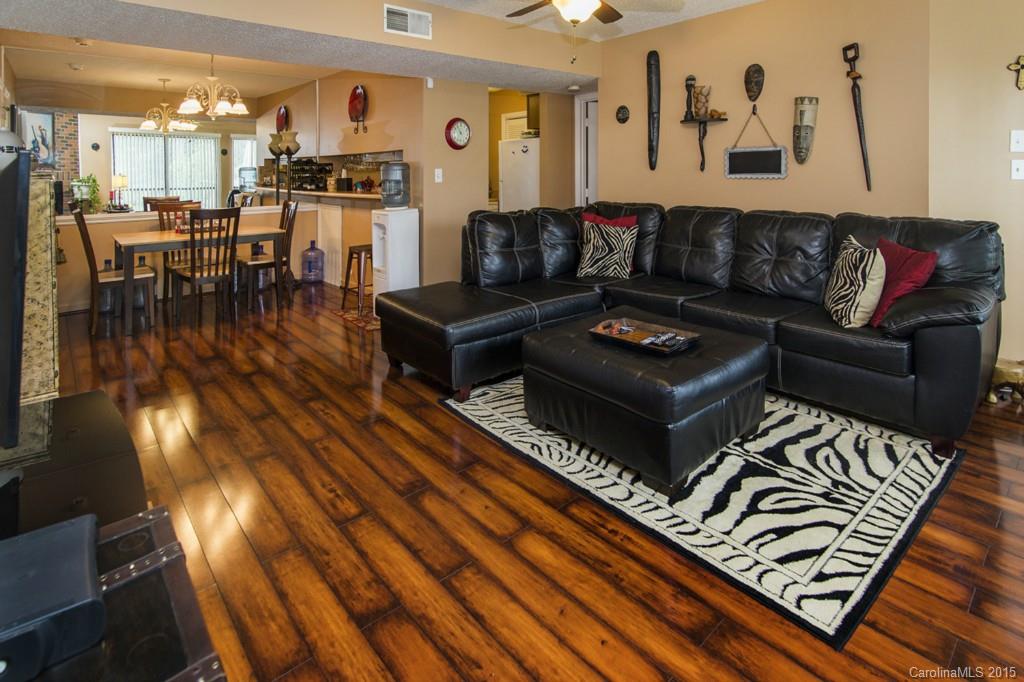 1600 Sharon Road West, Unit 14 Charlotte, NC 28210 - Photo 4 of 17 Gallery Image 4