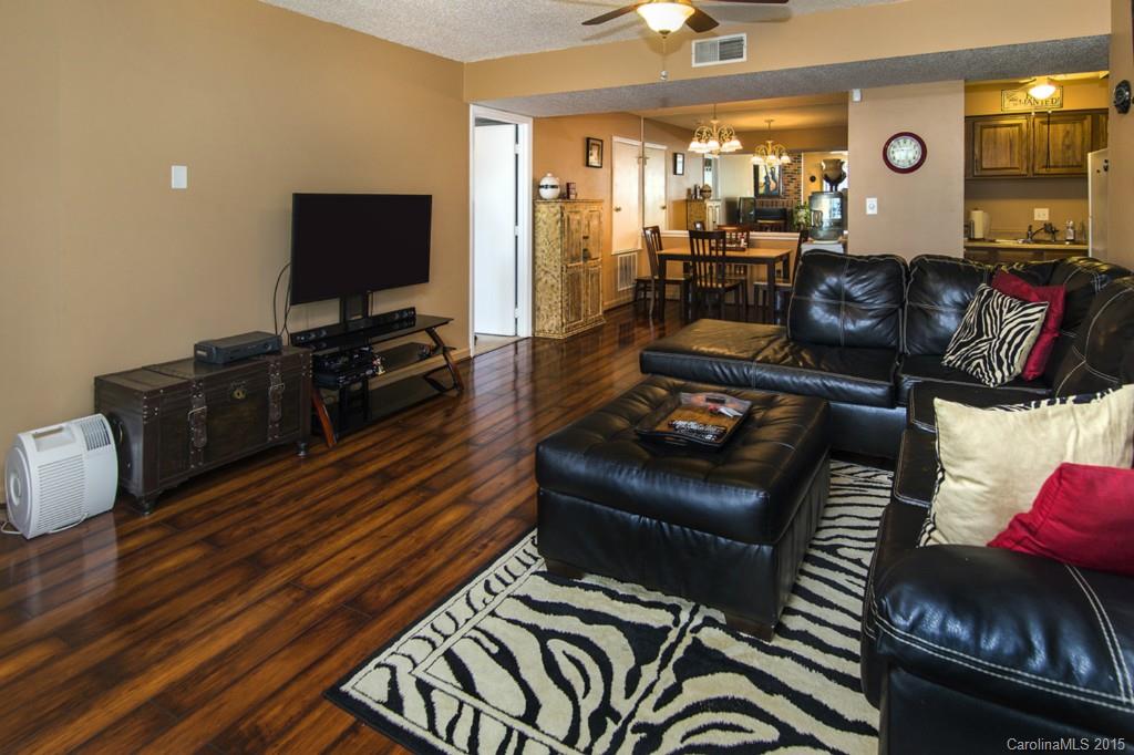 1600 Sharon Road West, Unit 14 Charlotte, NC 28210 - Photo 7 of 17 Gallery Image 7