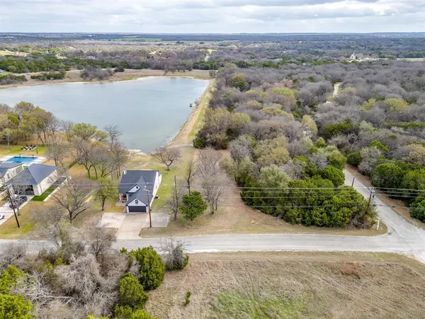 $495,000 | 1451 Lakeside Trail, Whitney, TX 76692
