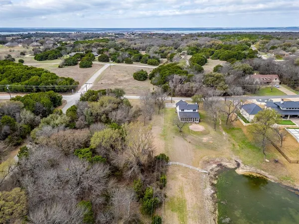 $495,000 | 1451 Lakeside Trail, Whitney, TX 76692