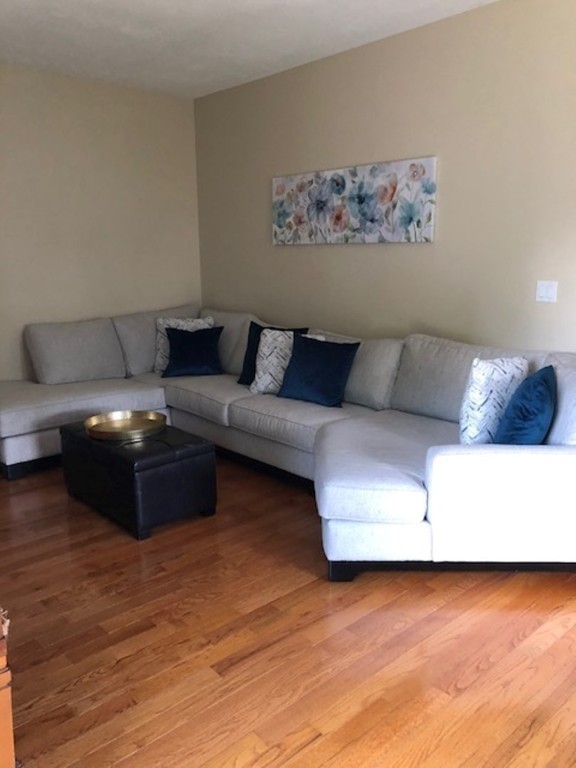 58 Deepdale Road Worcester, MA 01606 - Photo 4 of 11 Gallery Image 4