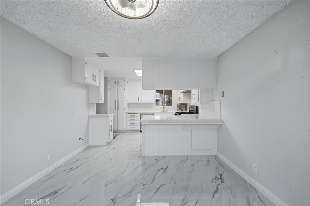 6255 Mitchell Avenue Riverside, CA 92505 - Photo 6 of 54