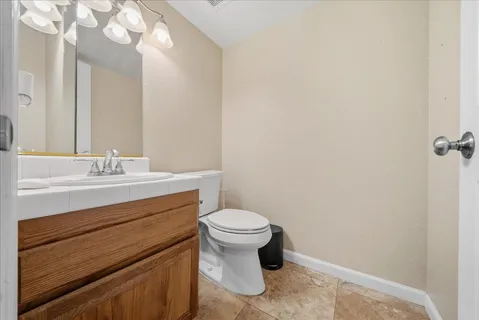 $670,000 | 6012 Laguna Park Drive, Elk Grove, CA 95758